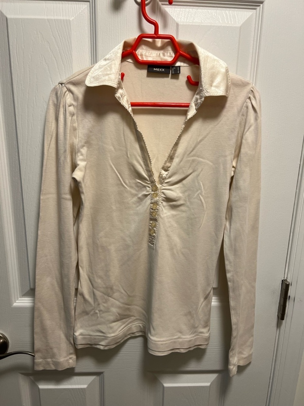 Mexx Cream Long-Sleeve Button-Front Polo Top